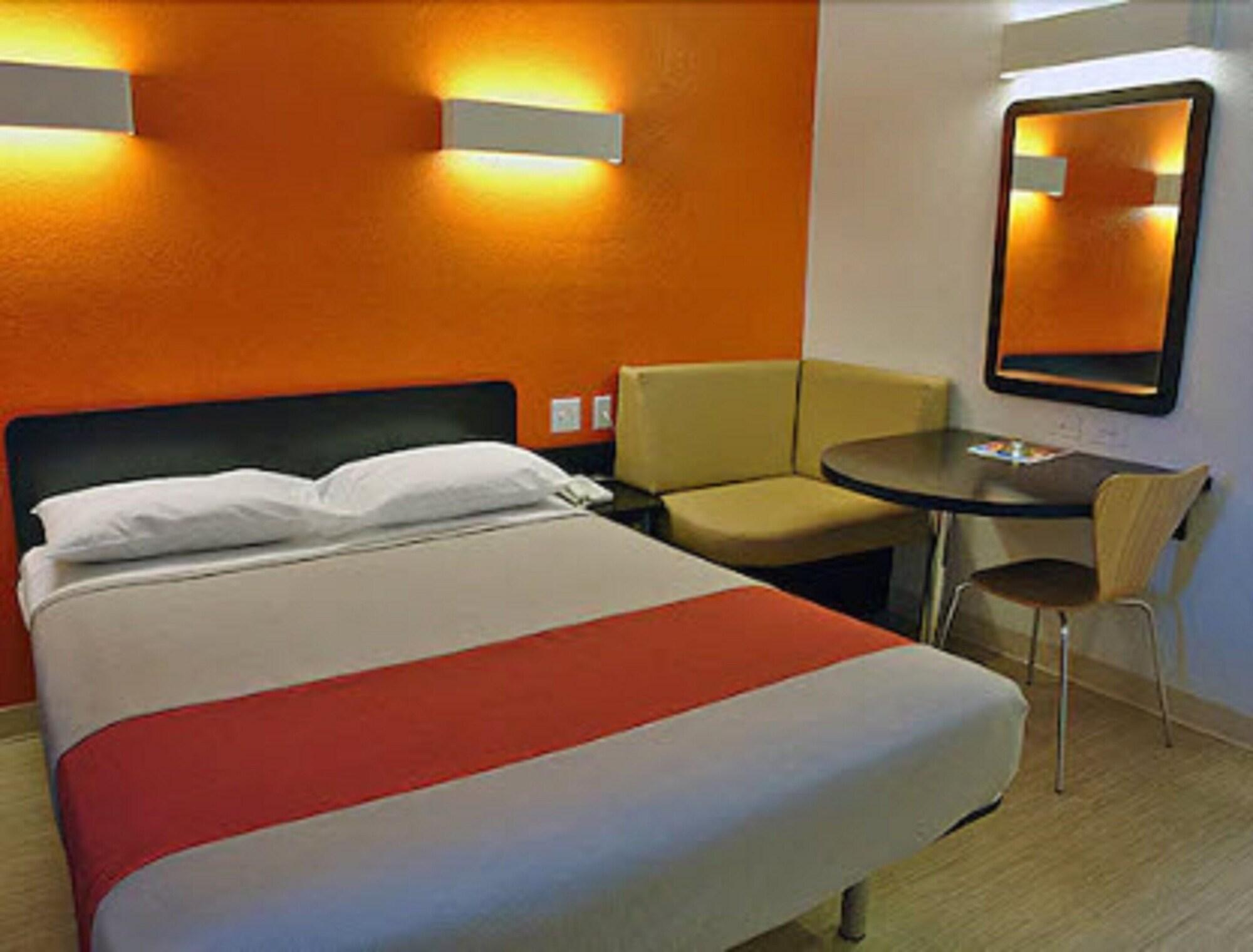 Motel 6-Simi Valley, Ca Екстериор снимка