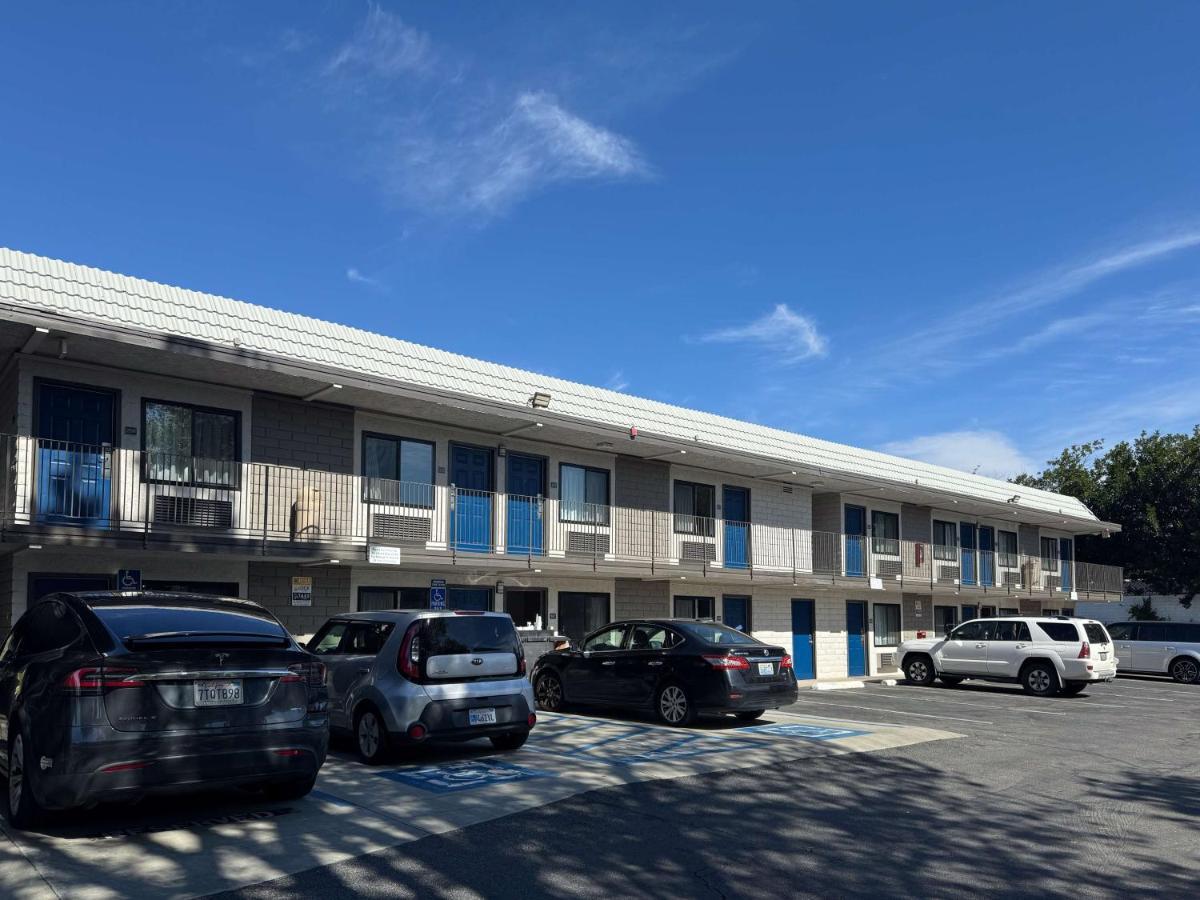 Motel 6-Simi Valley, Ca Екстериор снимка